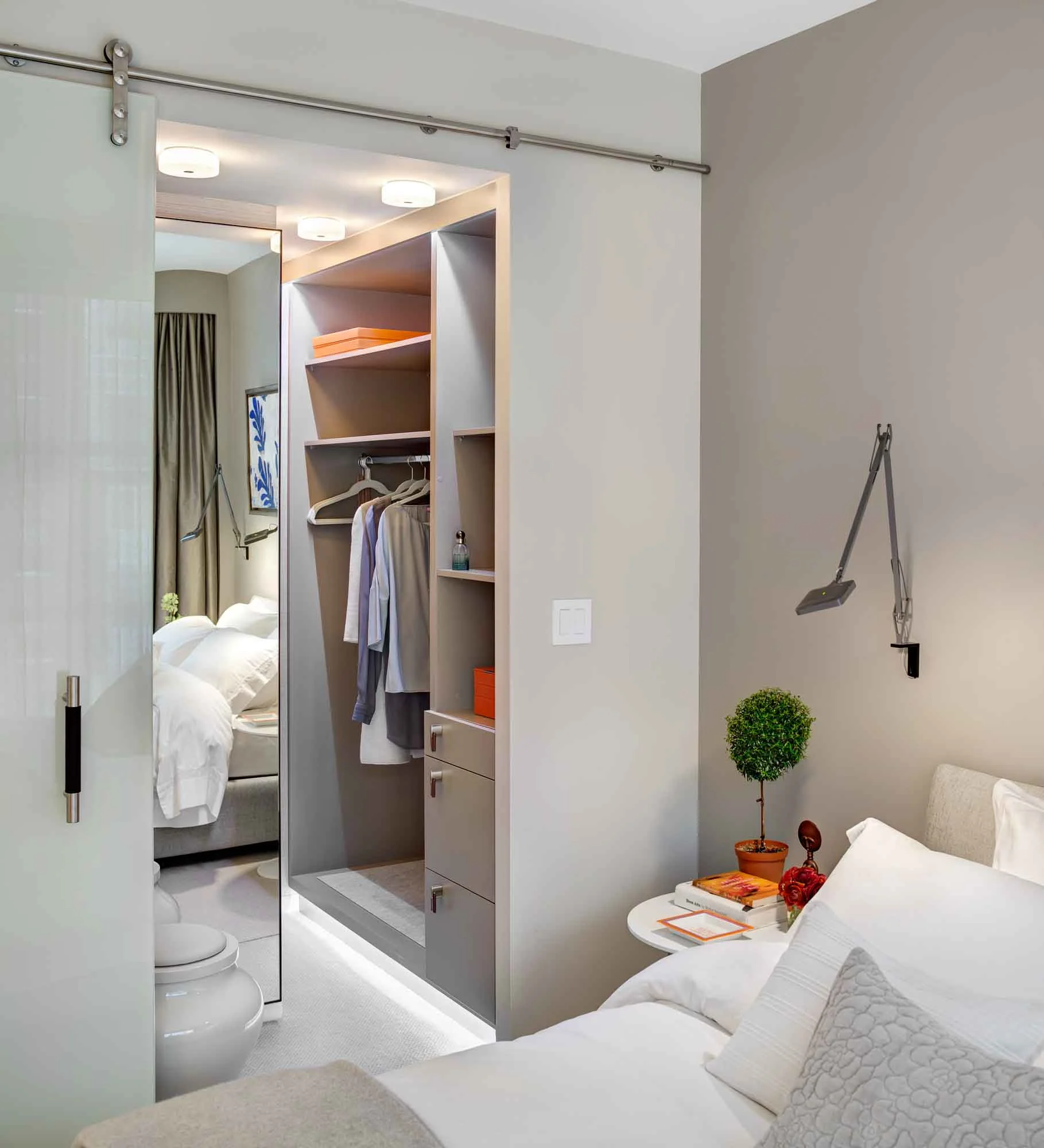 Bowery Luxury Apartment — Lower East Side, NY — photo 10 of 12 by Grandeur Hills Group