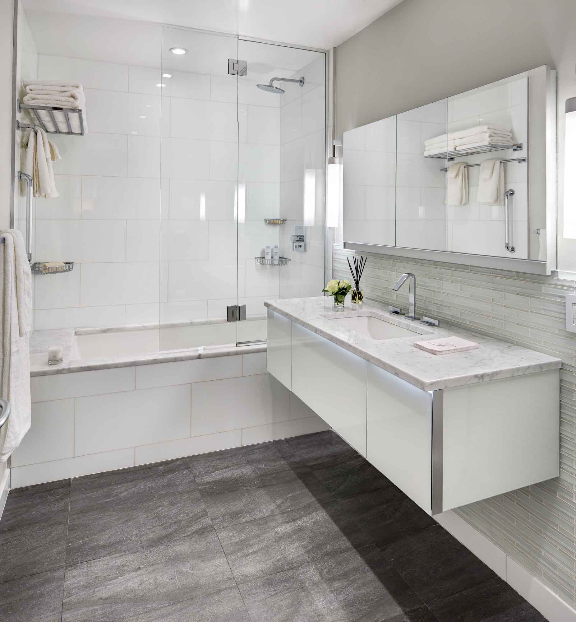 Bowery Luxury Apartment — Lower East Side, NY — photo 6 of 12 by Grandeur Hills Group