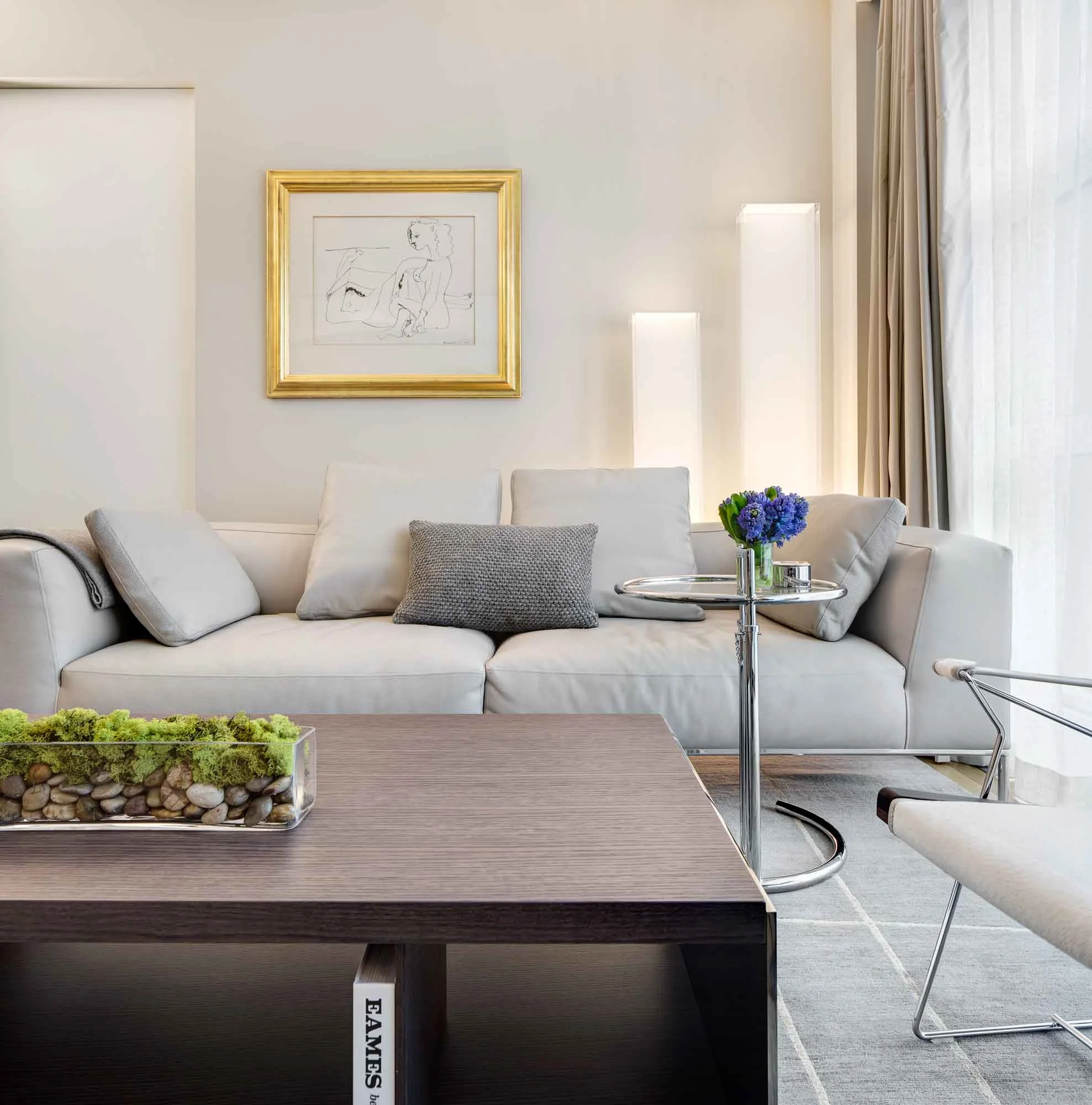 Bowery Luxury Apartment — Lower East Side, NY — photo 9 of 12 by Grandeur Hills Group