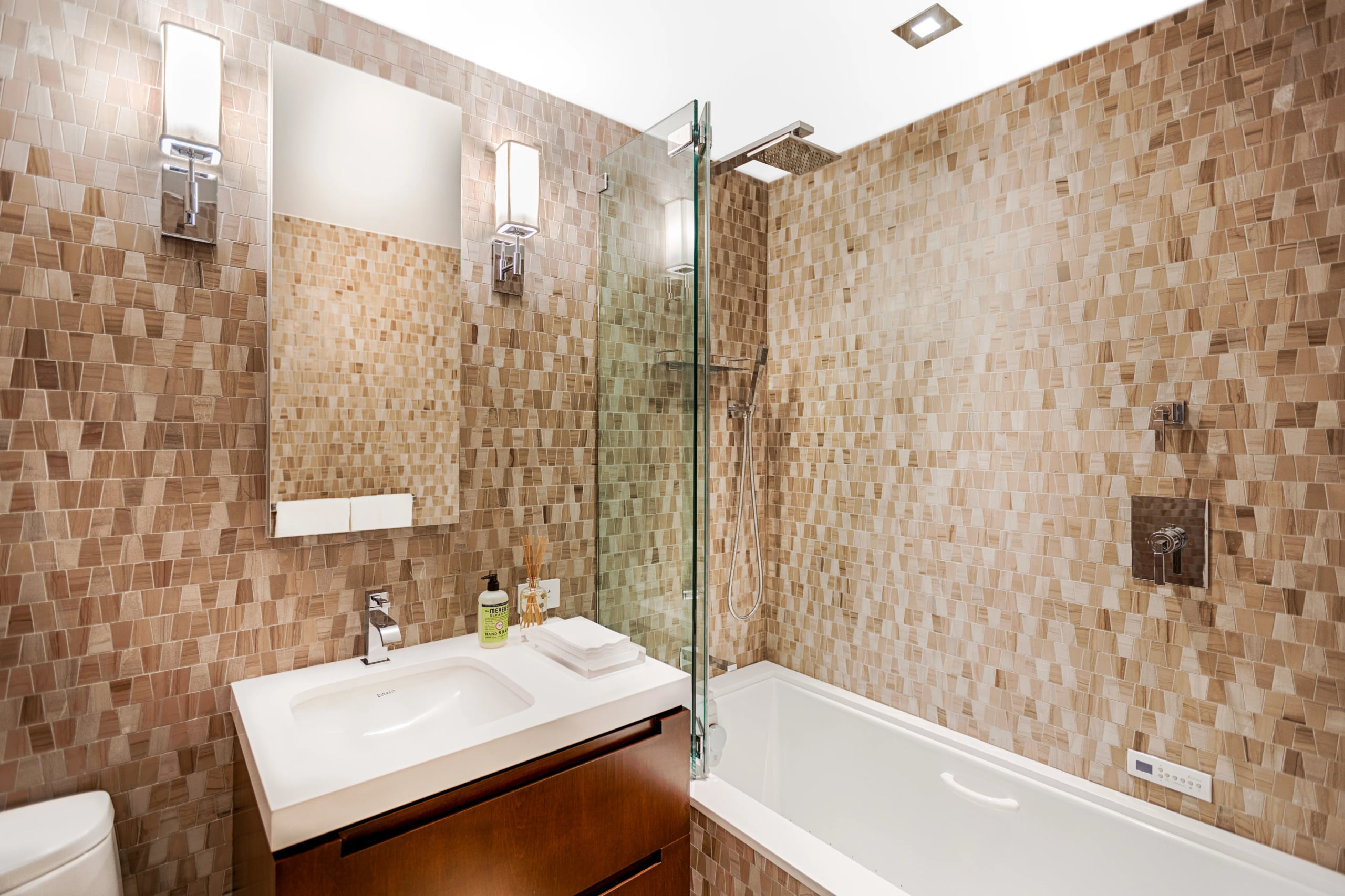 150 East 77th Street — Upper East Side, NY — photo 10 of 13 by Grandeur Hills Group