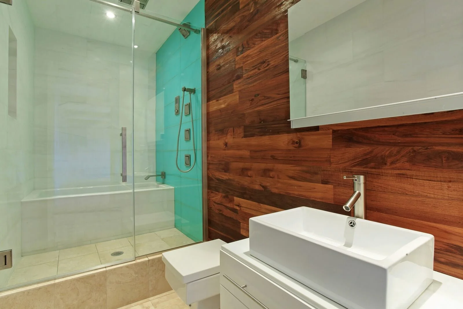 Alphabet City Condo — East Village, NY
