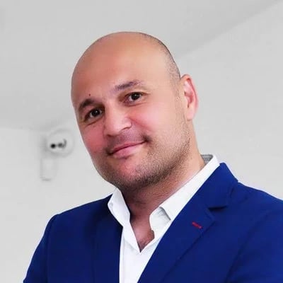 Alisher Fahri, Founder & Principal of Grandeur Hills Group
