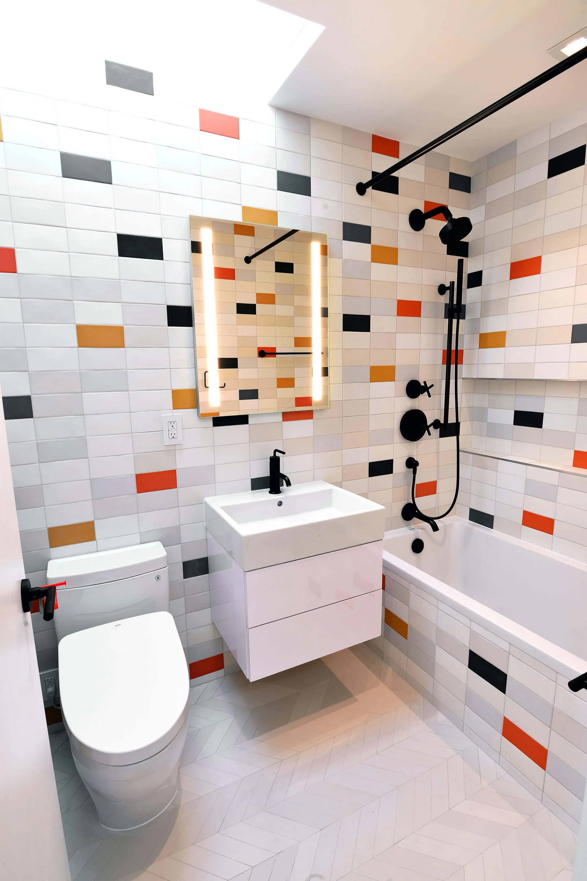 Greenwich Village Townhouse — Greenwich Village, NY — photo 9 of 10 by Grandeur Hills Group